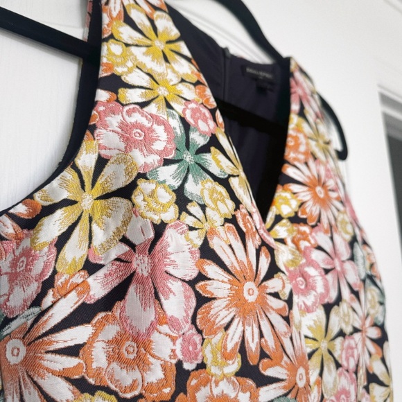 Banana Republic Brocade Iridescent multicolor Floral Dress with Pockets - Picture 12 of 17